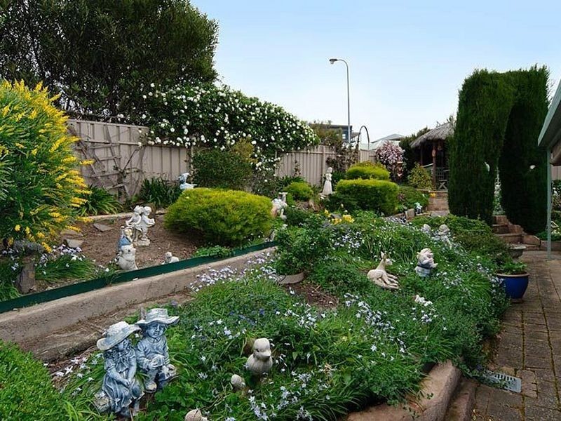 8 Zilm Court, Encounter Bay SA 5211