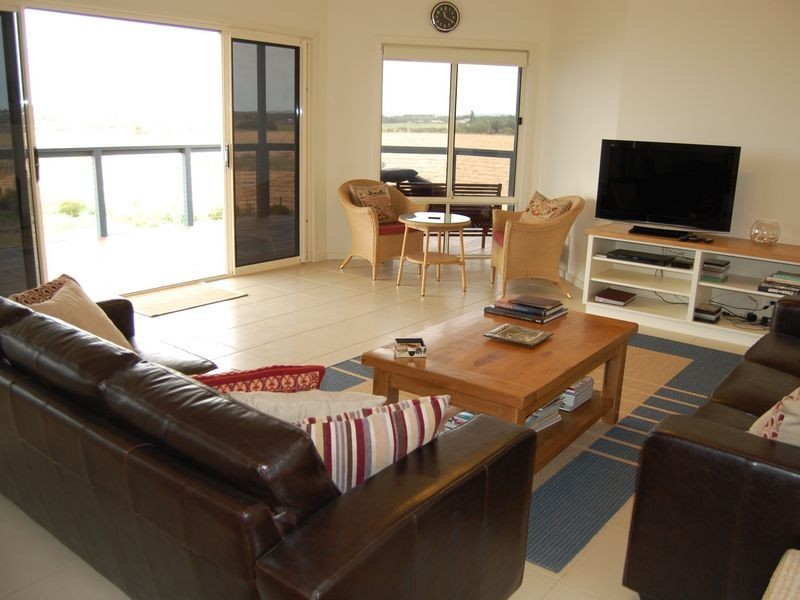 28 Basham Beach Road, Port Elliot SA 5212