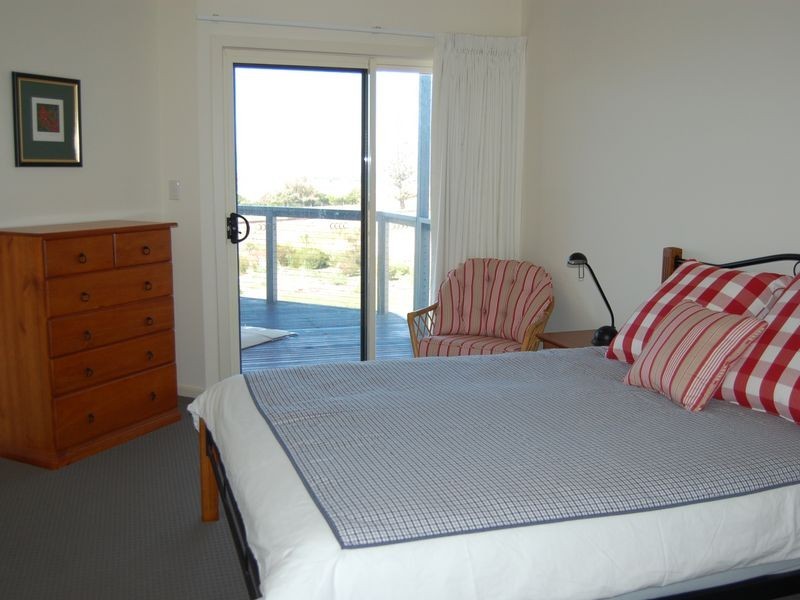 28 Basham Beach Road, Port Elliot SA 5212