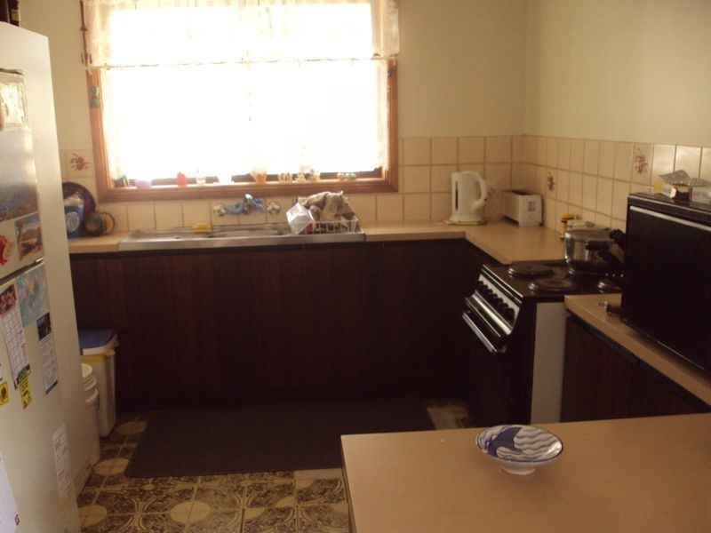 9 Keithalan Avenue, Victor Harbor SA 5211