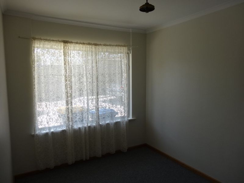 Unit 2/56 Pine Avenue, Victor Harbor SA 5211