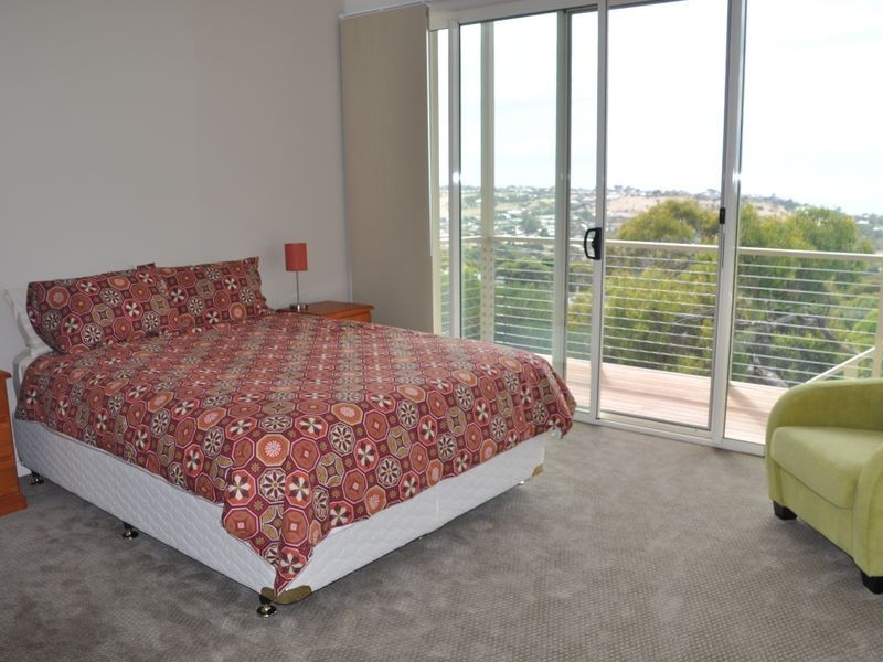 65 Warland Avenue, Victor Harbor SA 5211