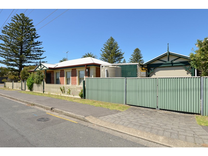 110A Victoria Street, Victor Harbor SA 5211