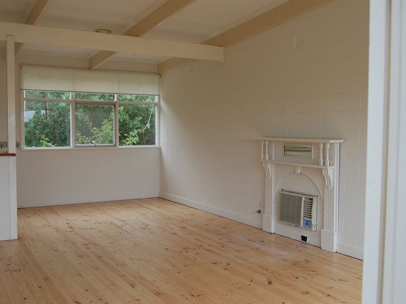 9 Moonya Avenue, Encounter Bay SA 5211