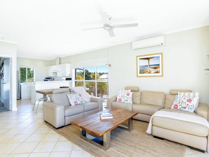 1/20 Flinders Parade, Victor Harbor SA 5211