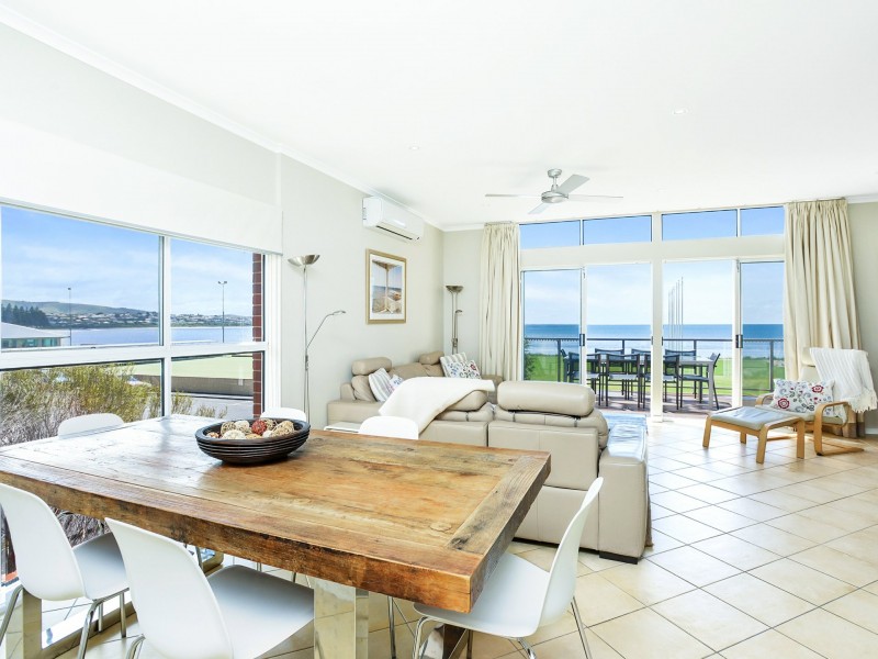 1/20 Flinders Parade, Victor Harbor SA 5211