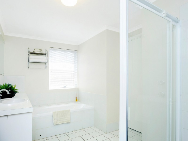 1/20 Flinders Parade, Victor Harbor SA 5211