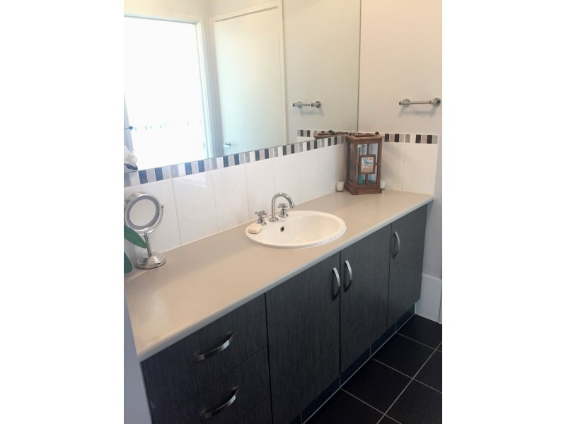 10 Emerald Drive, Hayborough SA 5211