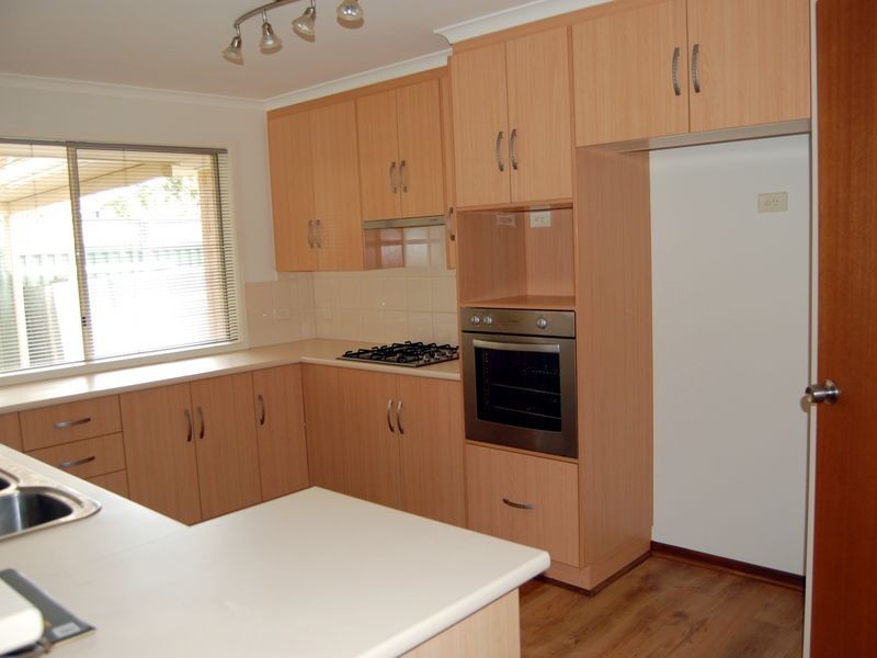 2 Manning Avenue, Encounter Bay SA 5211