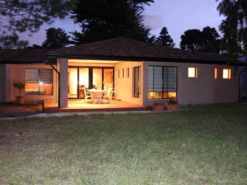 10 Park Ave, Encounter Bay SA 5211