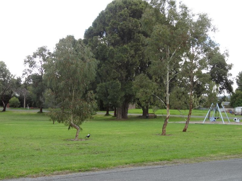 10 Park Ave, Encounter Bay SA 5211