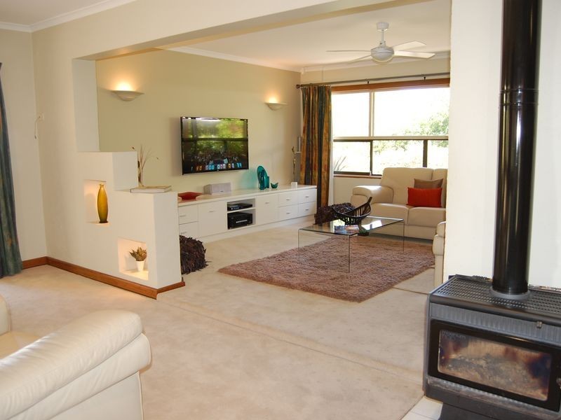 1 Norfolk Avenue, Victor Harbor SA 5211