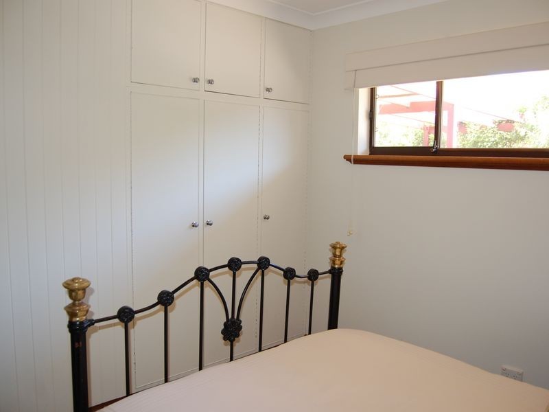 1 Norfolk Avenue, Victor Harbor SA 5211