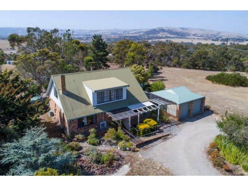 62 Day Road, Victor Harbor SA 5211