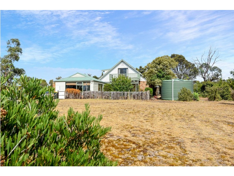 62 Day Road, Victor Harbor SA 5211