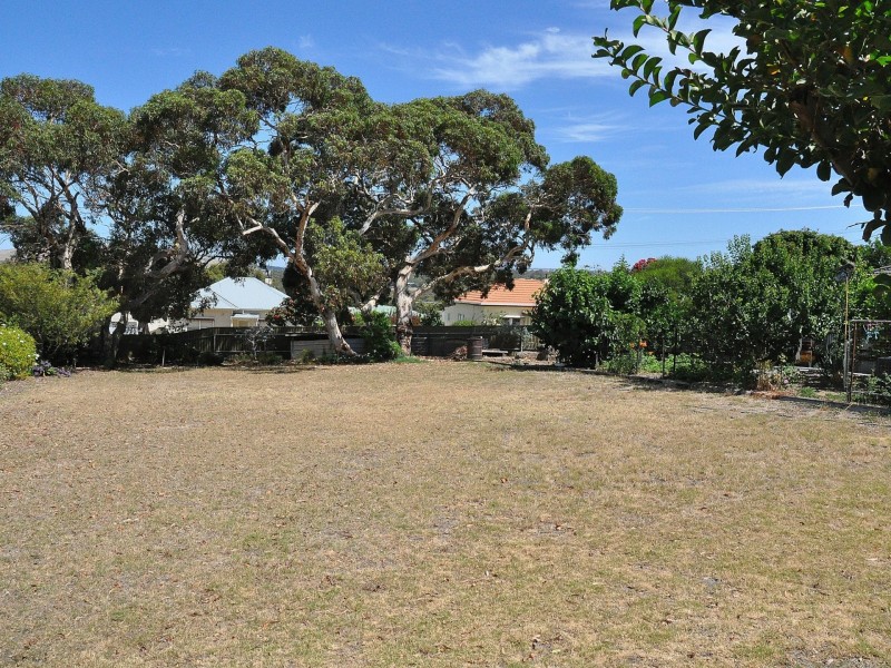 22 Lawson Street, Victor Harbor SA 5211
