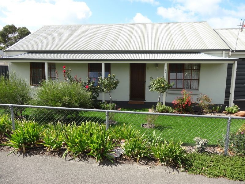 1/12 Carlyle Street, Victor Harbor SA 5211