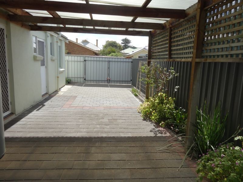 1/12 Carlyle Street, Victor Harbor SA 5211