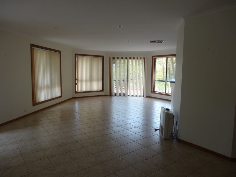 14 Petrel Avenue, Encounter Bay SA 5211