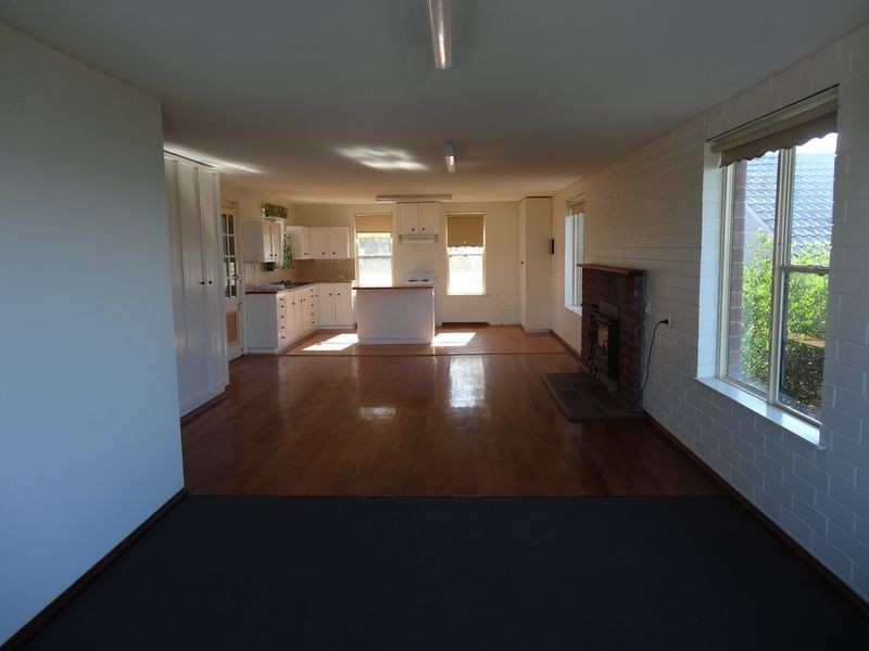 7 Antrim Street, Victor Harbor SA 5211