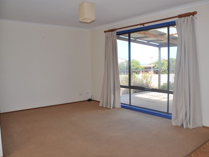 25 Strangways Avenue, Hayborough SA 5211