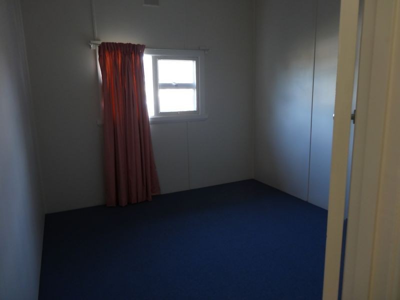 35 Newland Street, Victor Harbor SA 5211