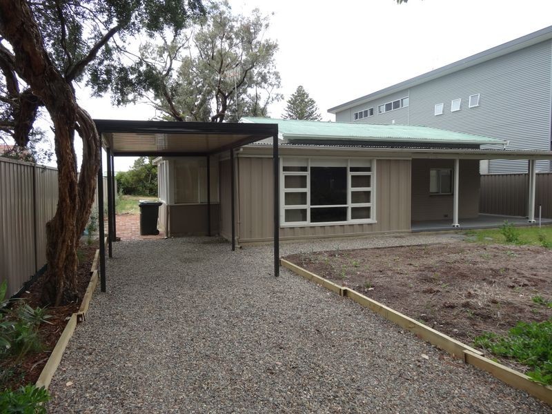 6 Petrel Avenue, Encounter Bay SA 5211