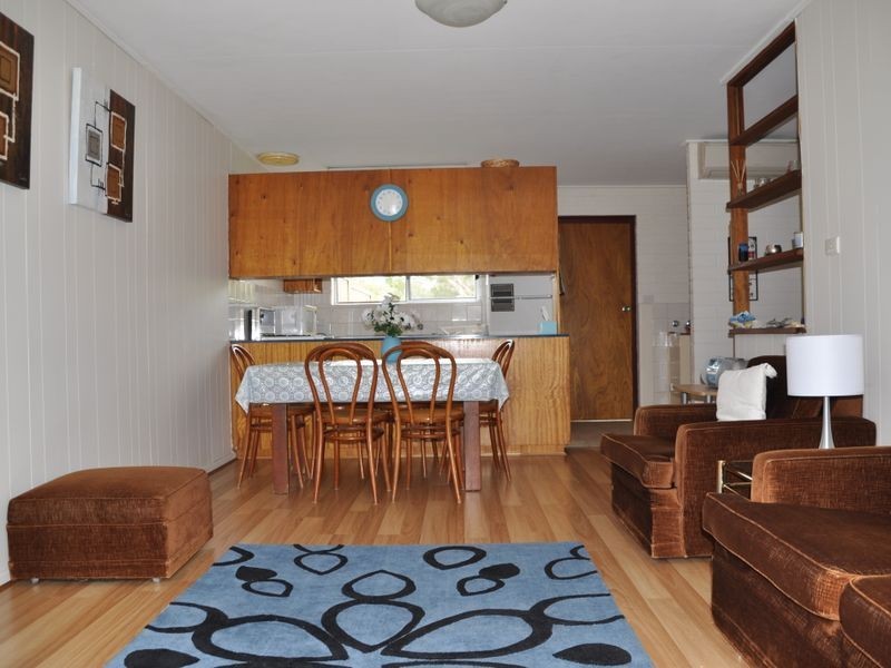 2/51 Grantley Avenue, Victor Harbor SA 5211