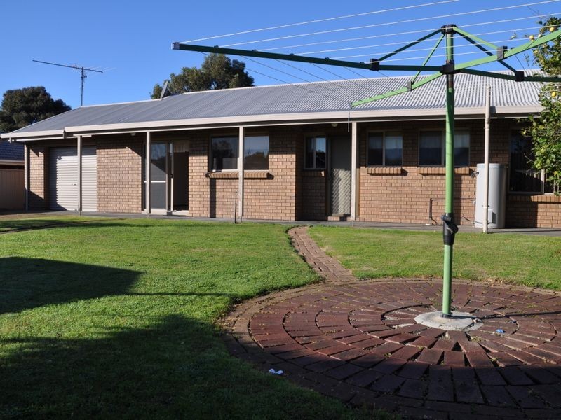 2/51 Grantley Avenue, Victor Harbor SA 5211