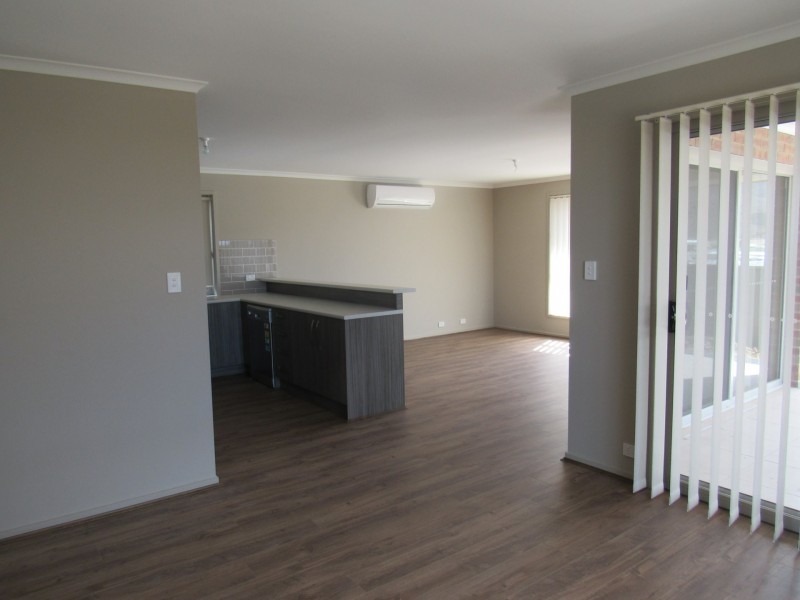 18 Sapphire Way, Hayborough SA 5211