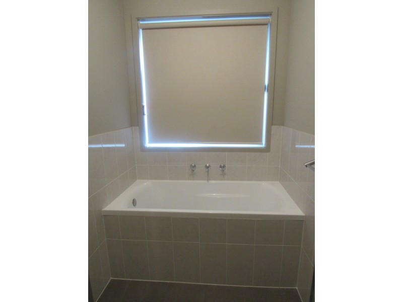 18 Sapphire Way, Hayborough SA 5211