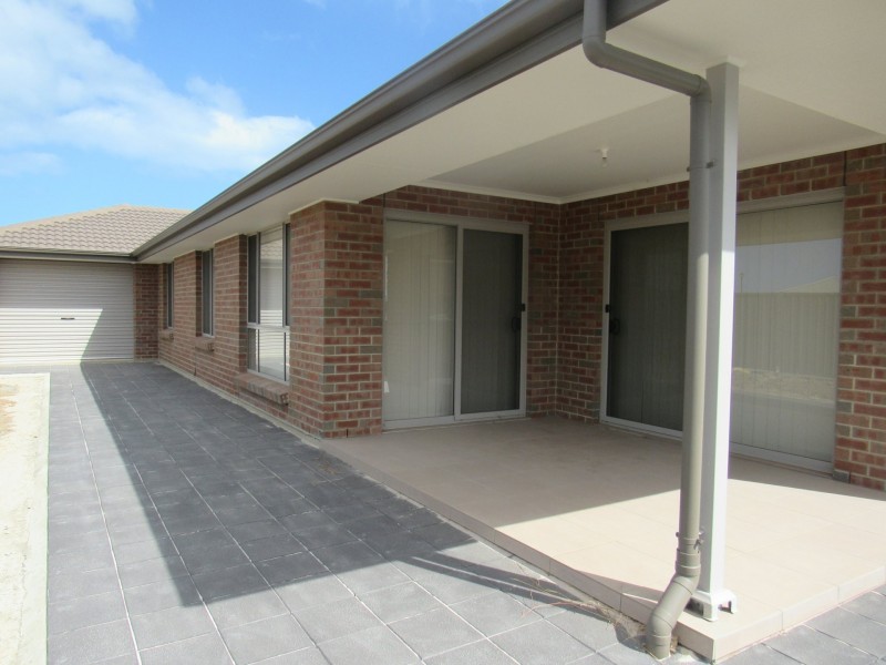 18 Sapphire Way, Hayborough SA 5211