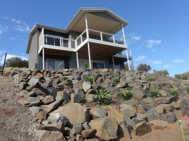 4 Laxton Street, Mccracken SA 5211