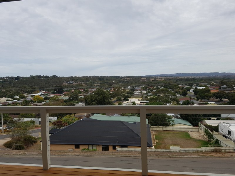 4 Laxton Street, Mccracken SA 5211