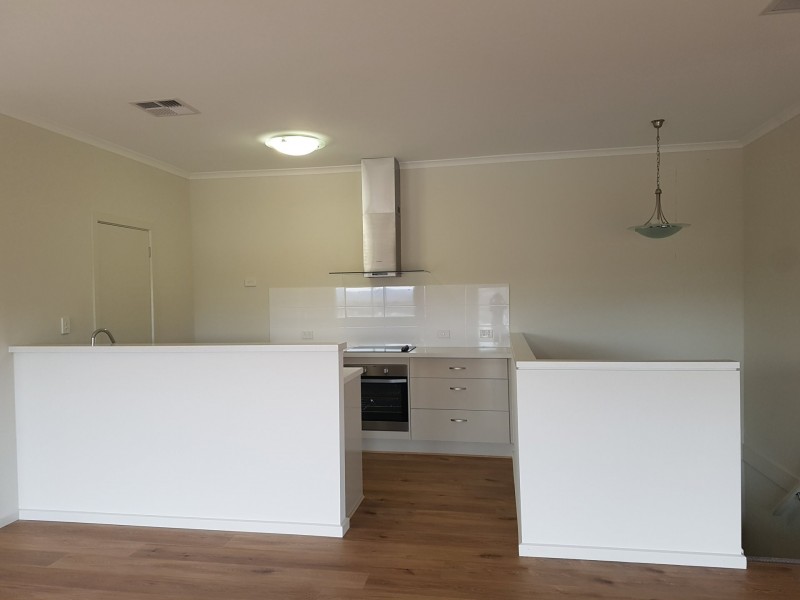 4 Laxton Street, Mccracken SA 5211