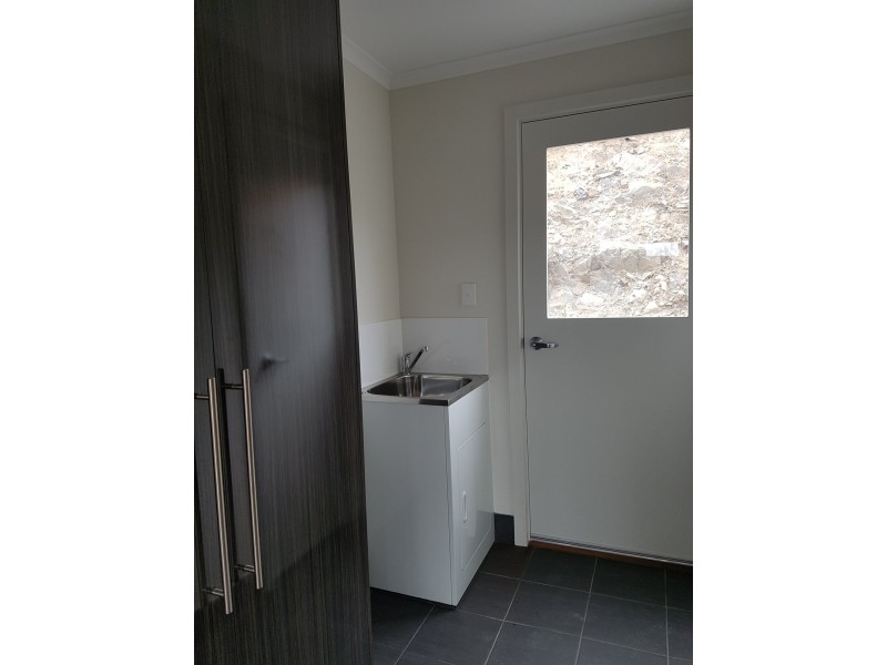 4 Laxton Street, Mccracken SA 5211