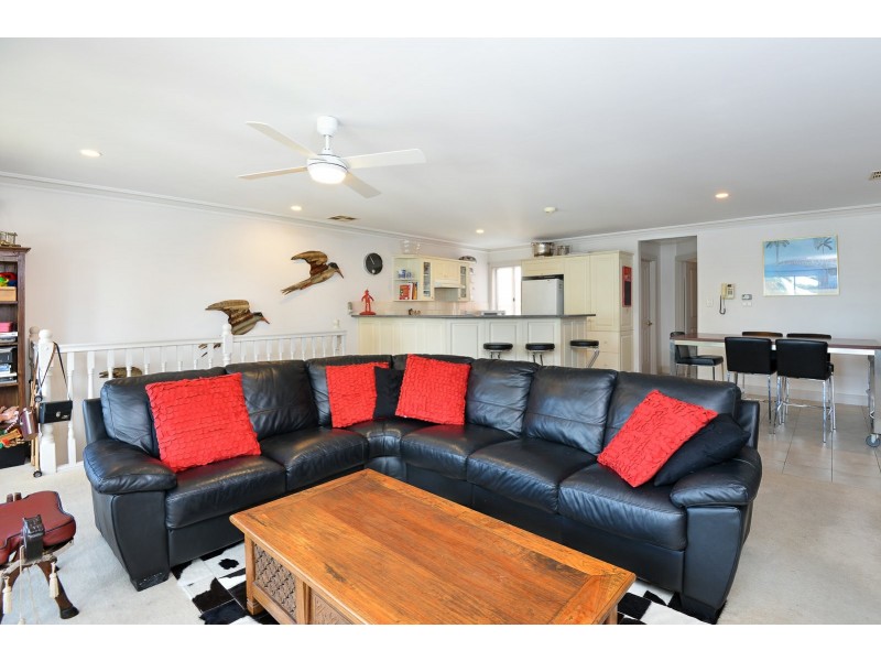 12A Esplanade, Victor Harbor SA 5211