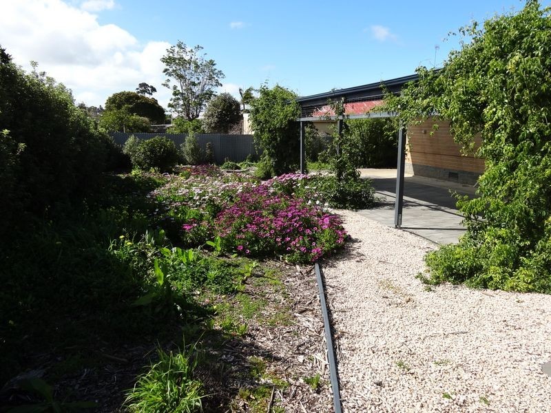 25 Churchill Road, Victor Harbor SA 5211