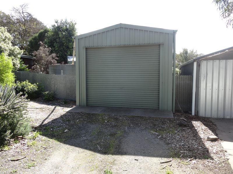 25 Churchill Road, Victor Harbor SA 5211