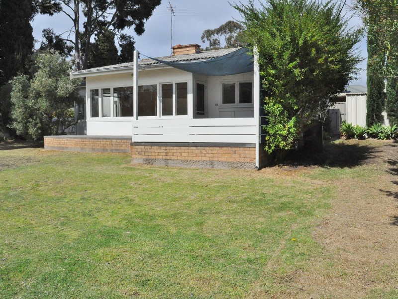 19 The Parkway, Victor Harbor SA 5211