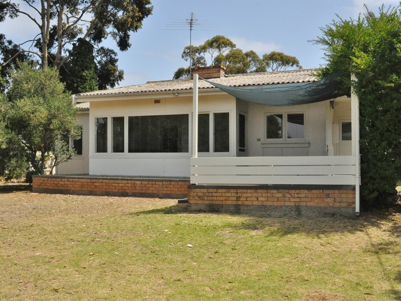 19 The Parkway, Victor Harbor SA 5211