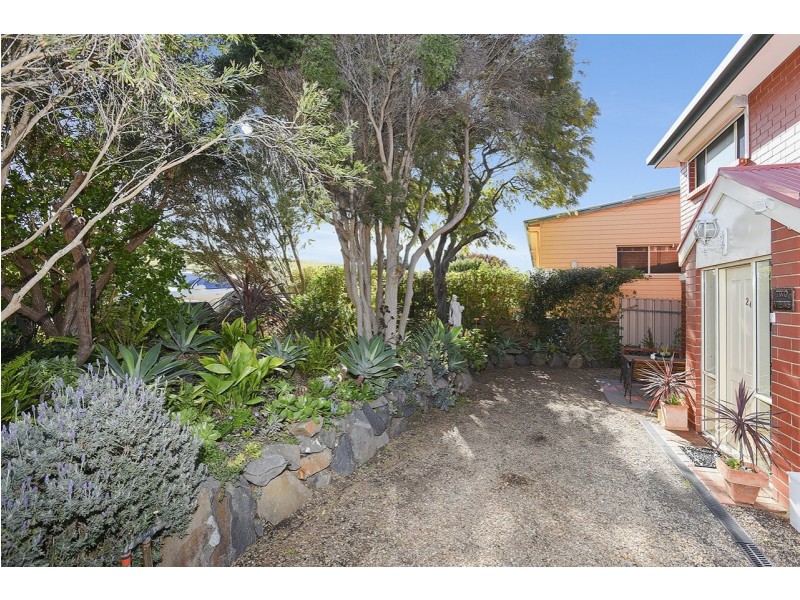 24 Three Gullies Road, Encounter Bay SA 5211