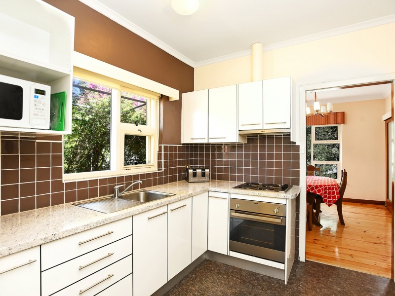 14 Oval Road, Victor Harbor SA 5211