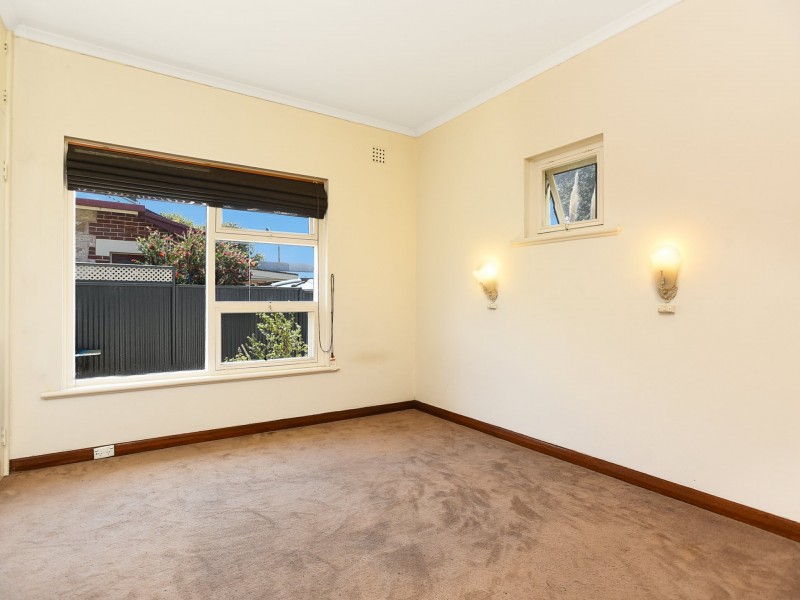 14 Oval Road, Victor Harbor SA 5211