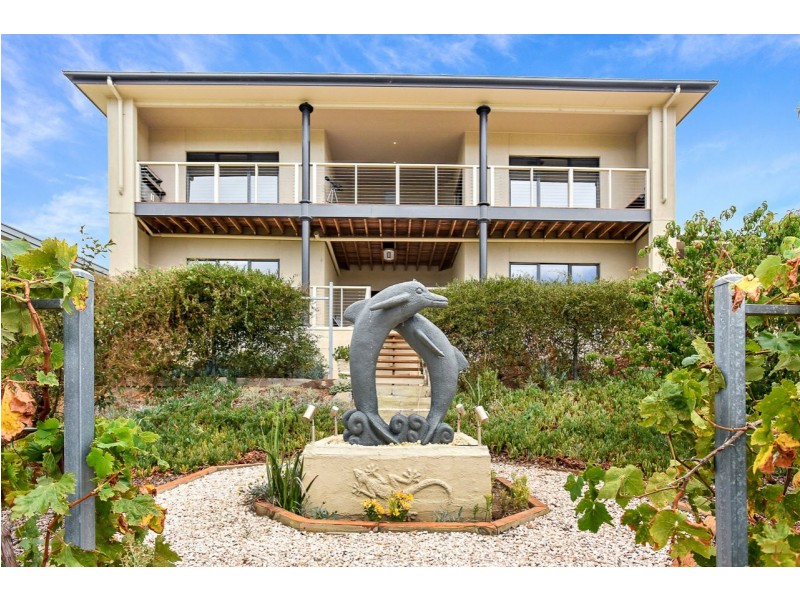 11 Rymill Avenue, Encounter Bay SA 5211