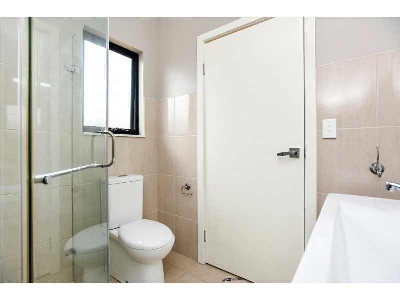 11 Rymill Avenue, Encounter Bay SA 5211