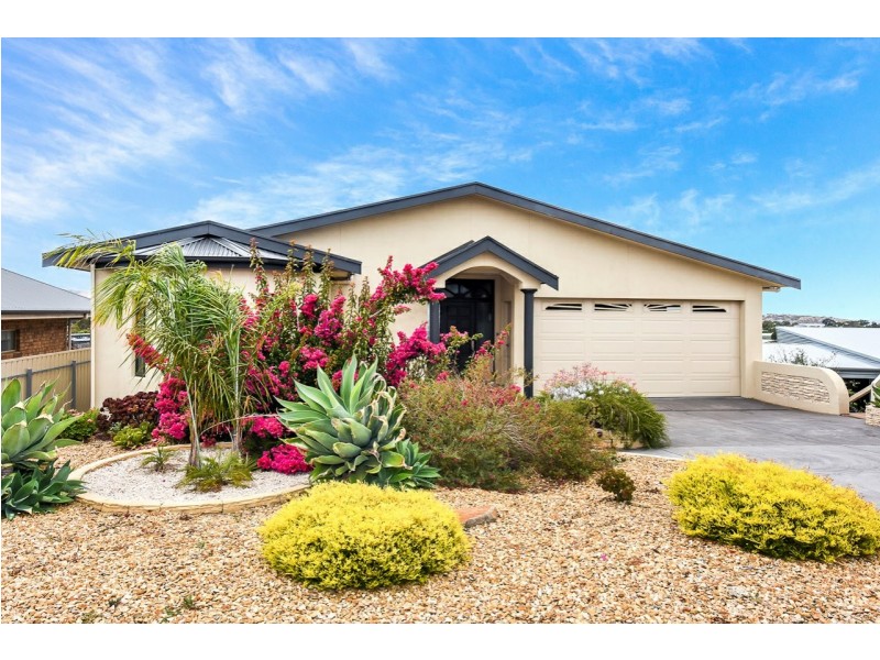 11 Rymill Avenue, Encounter Bay SA 5211