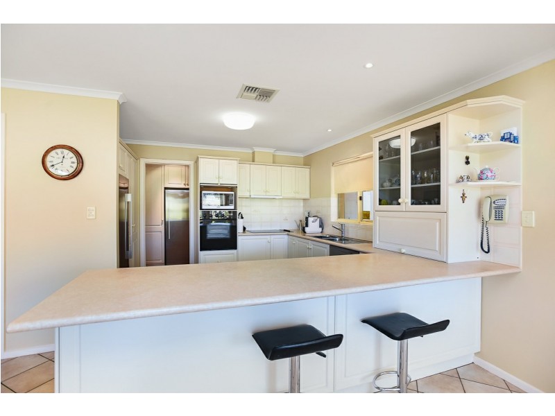 11 Tam O’Shanter Place, Mccracken SA 5211