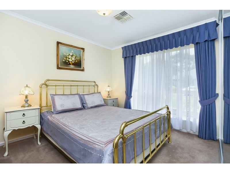 11 Tam O’Shanter Place, Mccracken SA 5211