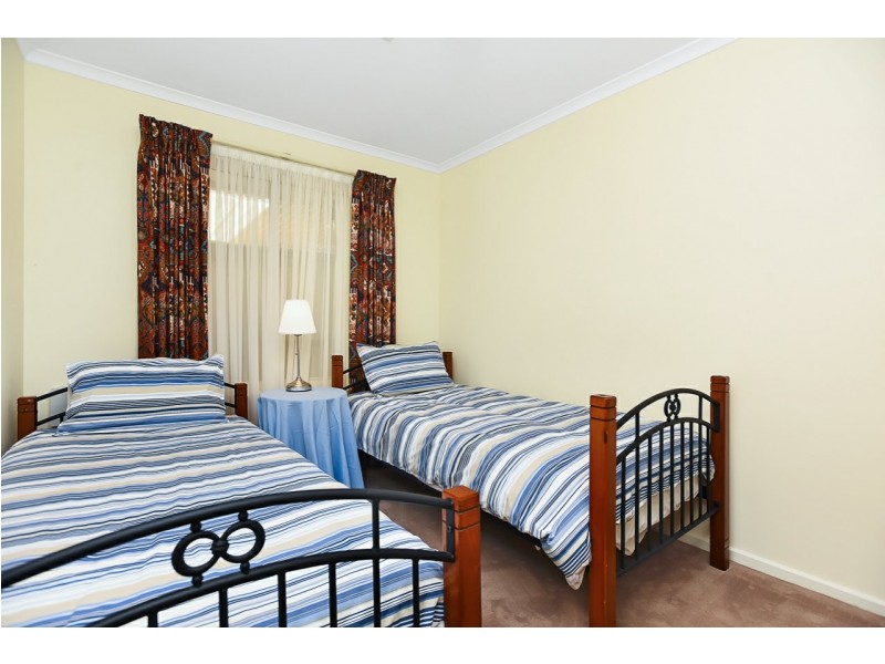 11 Tam O’Shanter Place, Mccracken SA 5211